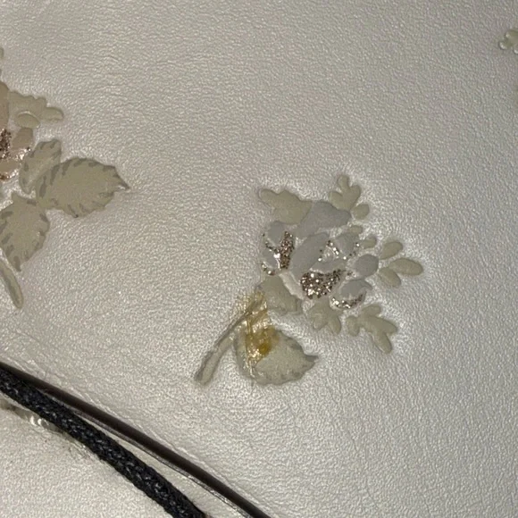 Limited Disney x Coach Minnie Mouse Kisslock Bag Cream & Pink Floral Print New! - Picture 16 of 17